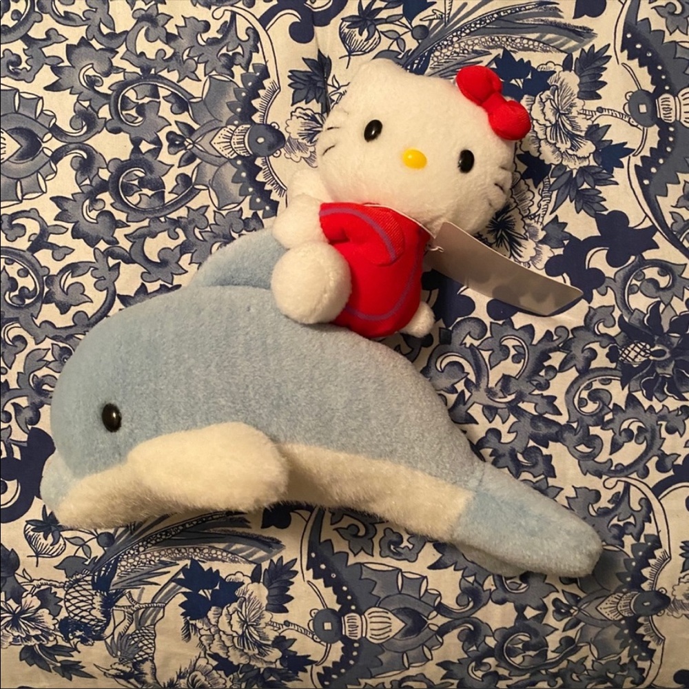 HELLO KITTY Plush